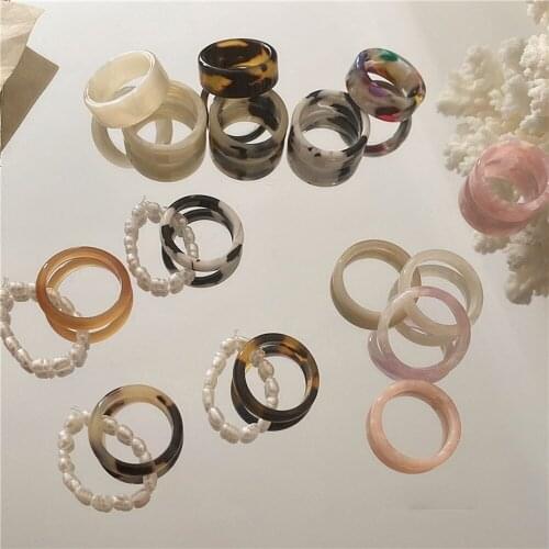 Korean New Leopard Vintage Colorful Pearl Sweet Temperament Round Rings Set for Women Girls Delicate Jewelry Gift