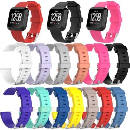 200pcs For Fitbit Versa Wristband Wrist Strap Smart Watch Band Strap Soft Watchband Replacement Smartwatch Band