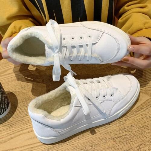 Women Canvas Shoes Women Casual Flats Heart Lace-up Fashion Ladies Spring/Autumn Shoes Designer White Sneakers EUR Size 35-40