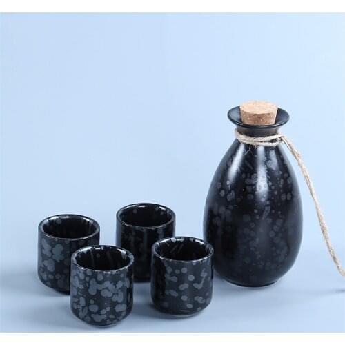 Ceramic Wine Set Japanese Creativity Matte Black 1 Pot 4 Cup Drinkware Bar Decoration Household Kitchen Supplies Water Ware