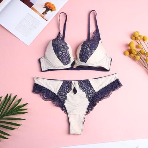 2021 Gentle Style Women Bra Set Light Pink & Navy Comfortable Underwear Set Feather Pendant Lace Push-up Bra