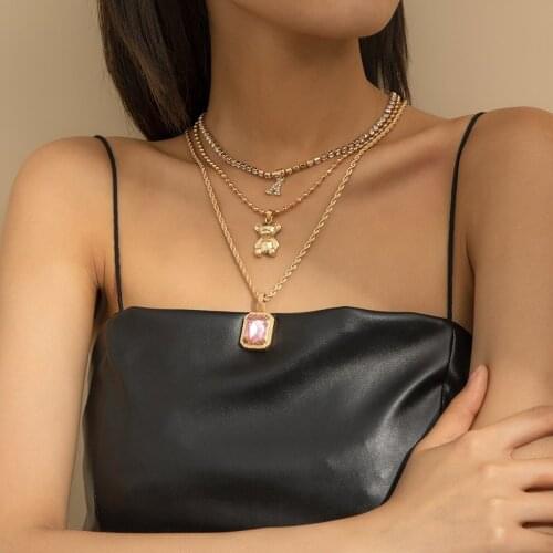2021 New Multilayer Retro Necklace Temperament Simple Metal Necklace Womens Bear Letter Rhinestone Pendant Necklace Jewelry