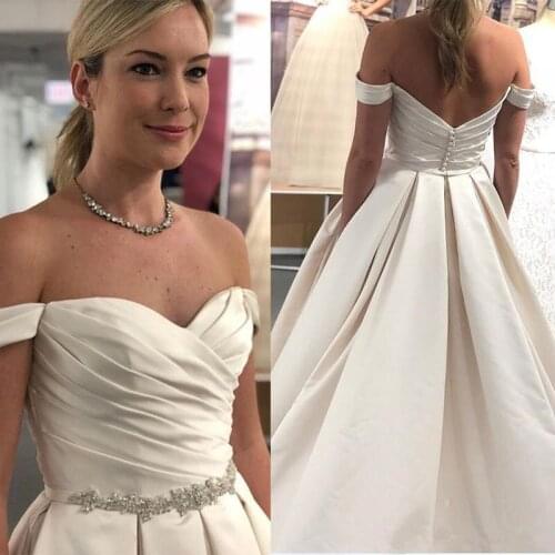 Pleated Satin Wedding Dresses White Ivory 2021 Vestido De Novia Elegant Crystal Beaded bridal dress Wedding Gowns Custom Made