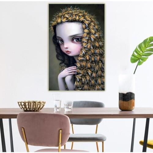 Holover Mark Ryden"Queen Bee(2016)"Modern Canvas Oil Painting Childish & Weird Pop Art Poster Unframed Home Decor Aesthetic