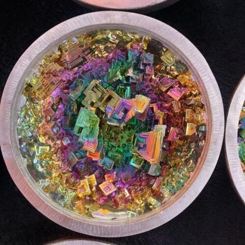 Bismuth Crystals Bismuth Bi Metal Crystal Rainbow Bright Metal Mineral Specimen Original Nature Art Artwork Decorative Article