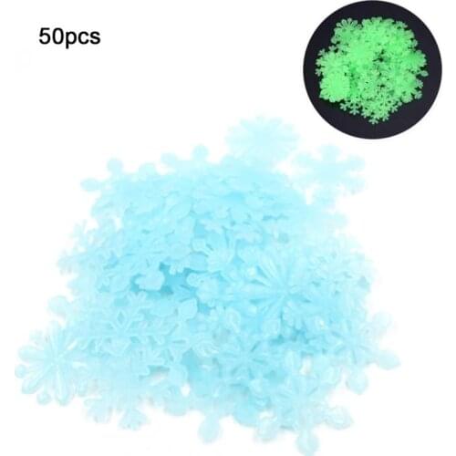 50pcs 3D Snowflake Glow In The Dark Wall Stickers Luminous Fluorescent Wall Stickers For Kids Baby Room Bedroom Ceiling