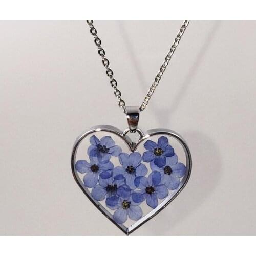2021 Heart Transparent Dry Floral Pendant Necklace for Women Resin Pendant Stainless Steel Chain Necklace Women Jewelry