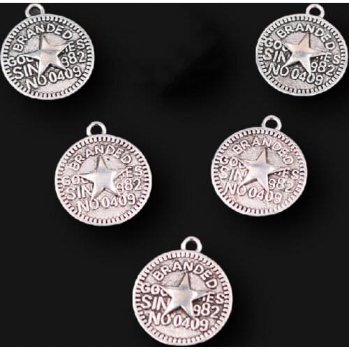 30pcs Silver Plated Five Pointed Star Queen Round Tags Pendants Bracelet Metal Accessories DIY Charms Jewelry Crafts Making A580