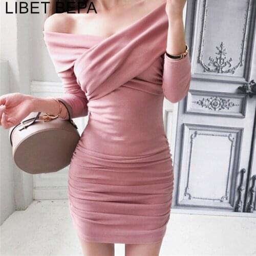 2021 Autumn Elegant Women Dresses Sexy Asymmetriccal Fold Skinny Clavicle Strapless V-Neck Package Hip High Waist Dress DR185