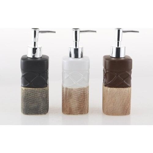 Creative Ceramic Lotion Bottle Hand Sanitizer Shower Soap Dispenser Bathroom Shampoo Ceramic Bathroom Decoration Lotion Bottle