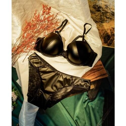 Sexy underwear peach neon pu leather bra and panty set breathable elastic steel ring gathered up BCD big cup satin underwear set