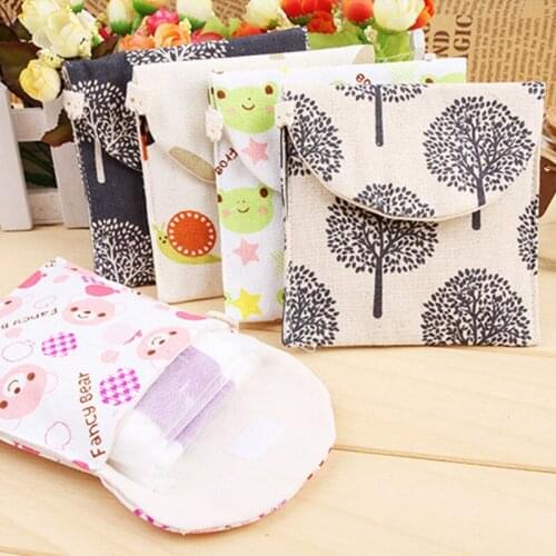 1 PC Sanitary Pads Sanitary Aunt Bags Credit Card Package Cartoon Shape Sanitary Napkin Storage Bag Multifunction