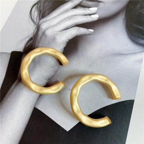 SRCOI Fashion Simple Matte Golden C Shape Minimalist Hoop Earrings Charms Trendy Silver Color Round Opening Hoop Earring Women