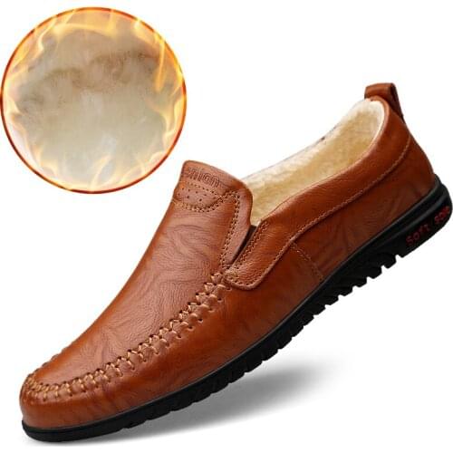 Big Size 2018 New Comfortable Casual Boat Shoes Loafers Men Shoes Quality Split Shoes Men Flats Hot Sale Lofers Moccasins Shoes