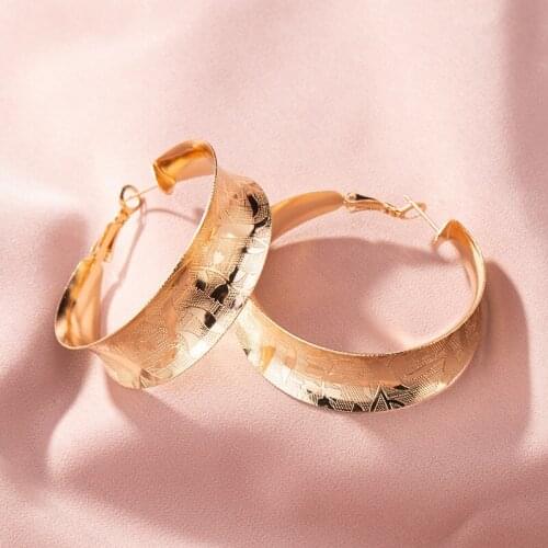 2020 New Trendy Ins Gold Texture Flower Round Minimalism Minimalist Wide Hoop Earrings Korean Fashion Chic Women Party Jewelry