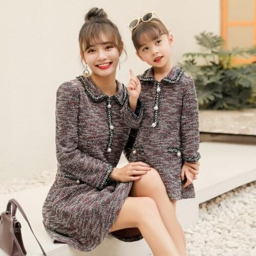 Elegant Mother & Daughter Knitted Dresses Parent & Child Clothes Spring Fall Girls Fashion Pearls Studded Princess Dress P250