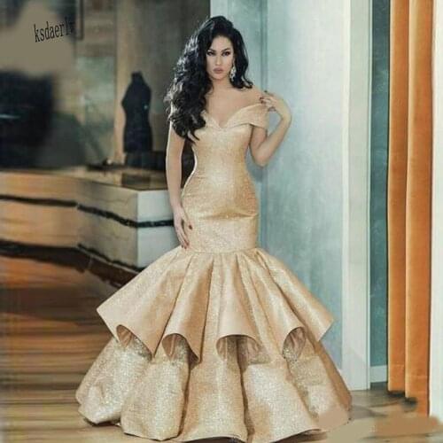 2021 Dubai Arabic Women Evening Dresses Mermaid Sparkly Gold Sequin Ruffles Prom Gowns Off the Shoulder Party Special Occasion