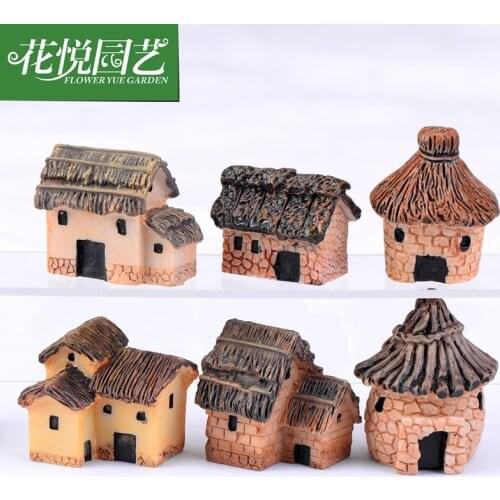 1pcsThatch House miniature figurines Resin Small House Moss Micro Landscape Fairy Garden Miniatures Home Decor