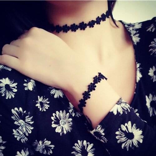 Korean Version Of Chocker Neck Chain Daisy Lace Collar Female Clavicle Necklace Fashion Clover Necklace Neckband