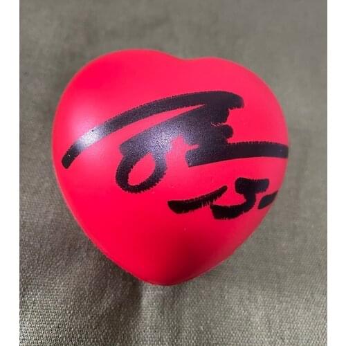 SHINee Kim Jonghyun Autographed Signed Concert Heart Ball Autographs Red GIFTS COLLECTION 062021