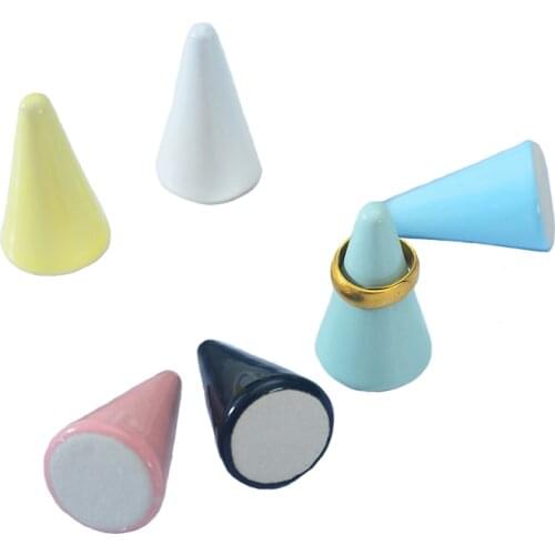 1 Pc Ceramics Rings Jewelry Display Rack Stand Cone Shape Jewelry Display Organizer Six Colours 2.8cm*2.8cm*4.5cm