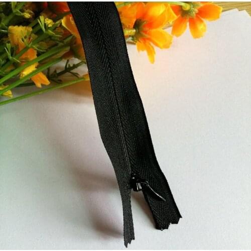 10PCS Alipress 28cm black Invisible Zippers 3# DIY Nylon Coil Zipper For Sewing Cushion pillow zipper/Back Tailor Tools