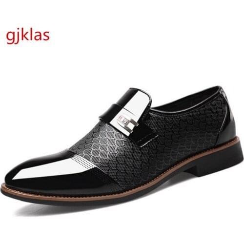Dress Leather Men Shoes Business Oxford Loafers Size 38-50 Slip on Patent Leather Shoes Formal Classic Man Shoes for Wedding