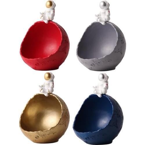 Creative Astronaut Resin Statue Porch Key Jewelry Storage Organizer Snack Box Spaceman Moon Living Room Decor Planet Figurines