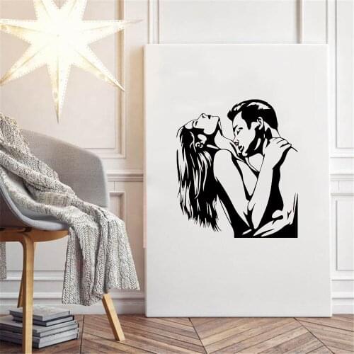 Modern Sexy Kiss Man Woman Girl Wall Sticker Bedroom Couple Romantic Wall Decal Living Room Couple Room Decor Vinyl ov229