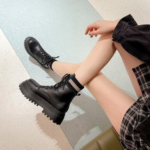 British style Martin boots womens 2020 new autumn lace-up short boots fashion Joker thin boots