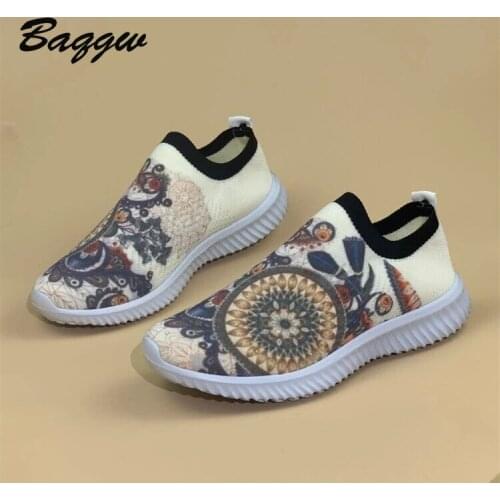 Women Sneakers Mesh Knitted Printed Breathable Vulcanized Shoes Casual Non-slip Outdoor Running Stretch Flat Shoes Plus Size New