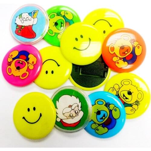 8PCS Wholesales mixed Badges Vintage Favour Pinata School Bag Birthday Party Favors Gift Novelty Birthday Prize Cake Decoration