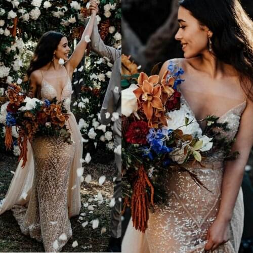 2020 Champagne Spaghetti Wedding Dresses with Detachable Train Lace Bohemian Wedding Gowns Sexy Illusion Robes De Mariée