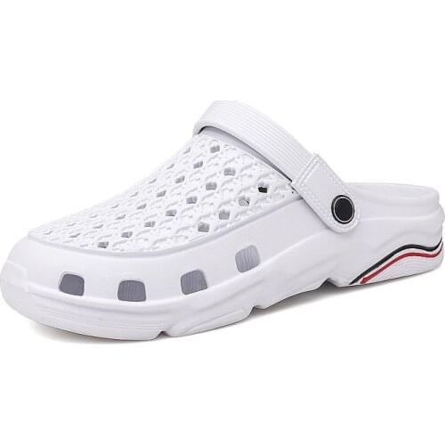 Mens Slippers Summer High-quality Rubber Hollow Slippers Beach Sandals Thick-soled Hole Shoes Men Sandals Zapatillas De Hombre