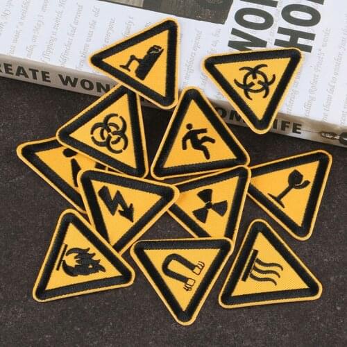 Iron on Patches Yellow Triangular Traffic Warning Sign Badge for Garment Hat Decoration Embroidery Hot Melt Adhesive Sticker
