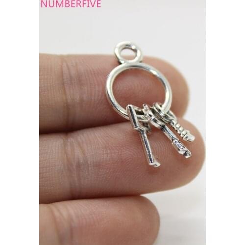 20Pcs-- 25x13mm Set of Keys Charms Antique silver tone Set of Keys Charms Pendant
