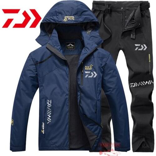 Daiwa Fishing Suit Men Spring Autumn Thin Fishing Clothing Hooded Sports Hiking Fishing Jacket Outdoor Waterproof Fishing Jacket