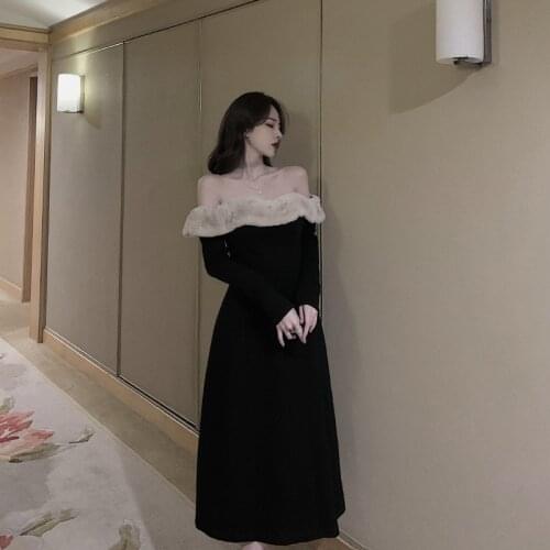 Off shoulder fur collar long-sleeved dress female design 2020 winter new Korean waist slim black dresses