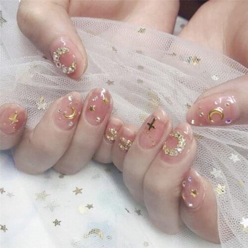 Princess style Pink pure color with rivet decoration 3d fake nails Moon and star series false nails 24pcs with glue Bride