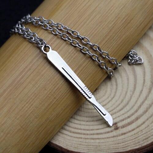Fashion Individuation Scalpel Pendant Necklace Link Chain Medical Jewelry Charms