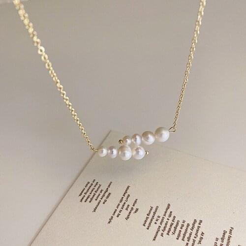 VSnow Minimalist Freshwater Pearl Gold Color Pendant Necklace for Women French Vintage Beaded Chain Necklace Jewelry Wholesale