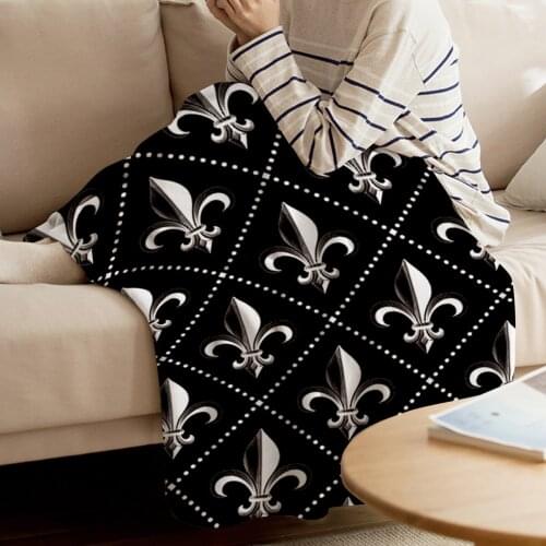Throw Blanket Vintage Beautiful Iris Flower Black Warm Soft Blanket