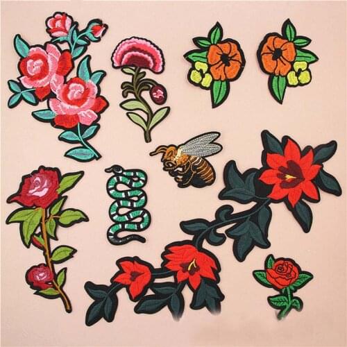 Fabric Embroidered Bee Snake Flower Patch Clothes Sticker Bag Sew Iron On Applique DIY Apparel Sewing Clothing Accessories BU117