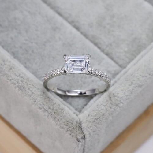 Best selling European and American S925 silver fashion wedding ring square crystal luxury jewelry womens gift