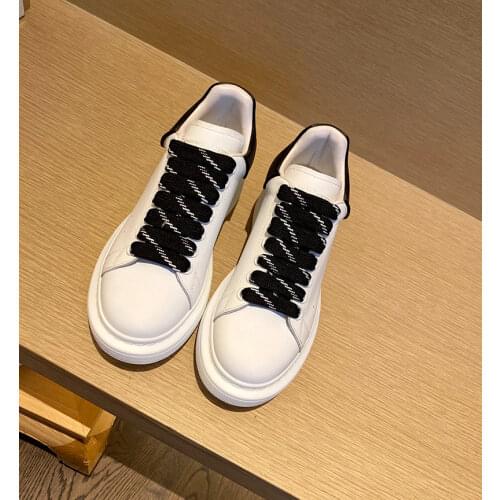 2021 new drop rubber tail McQueen white shoes leather thick bottom muffin shoes lace casual versatile sports shoes womens shoes