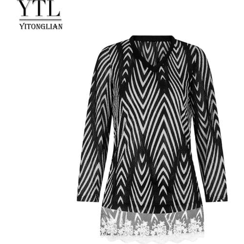 Elegant Jacquard Striped Three Quarter Sleeve Lace Hem V Neck Womens Plus Size Casual Office Ladies Blouse Shirt T Shirt W016