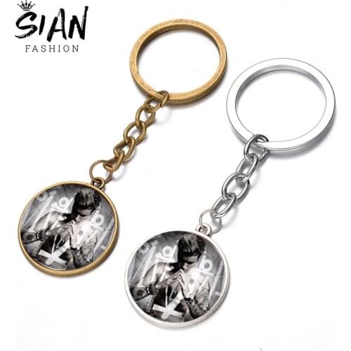 SIAN Fashion Justin Bieber Keychain Silver Color Shield Car Key Chain Purse Bag Charm Trinket for Fans Hip Hop Men Women Jewelry