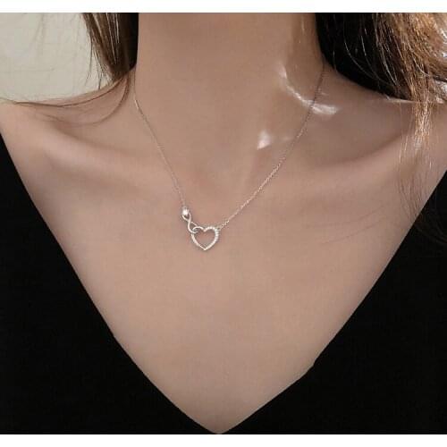 New Silver Plated Zircon 8-character Heart-shaped Charm Necklace Creative and Elegant Clavicle Chain Womens Jewelry Necklace
