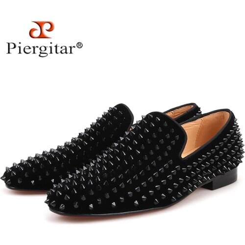 Piergitar 2018 new Black colors men velvet loafers of black Spikes Fashion Party and Banquet men smoking slippers males flats