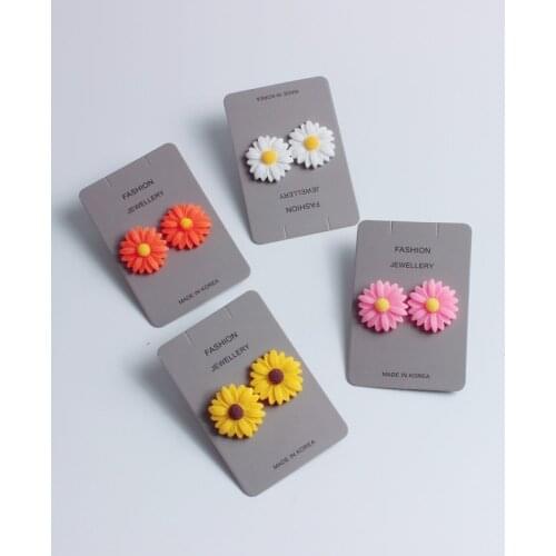 Elegant Style Candy Color Little Daisy Flowerl Earrings For Women Fresh And Sweet Girl Earrings For Children Student Girlfriend